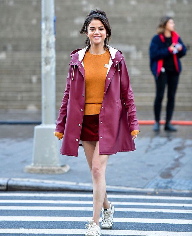 gomezimpression's tweet photo. you have my whole heart @selenagomez https://t.co/uDWiu0sqtq