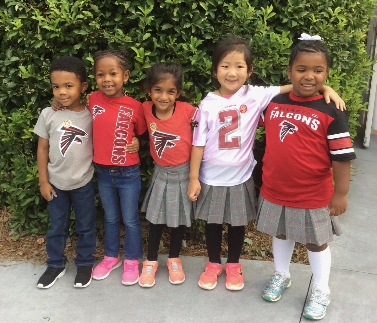 GACLSams's tweet photo. Jersey Day, Annual Fund Kona Ice Treats, and Pajama Day.  Homecoming Week is a Blast.  #K4Cuties #gacelem https://t.co/VXL9a7uyiO