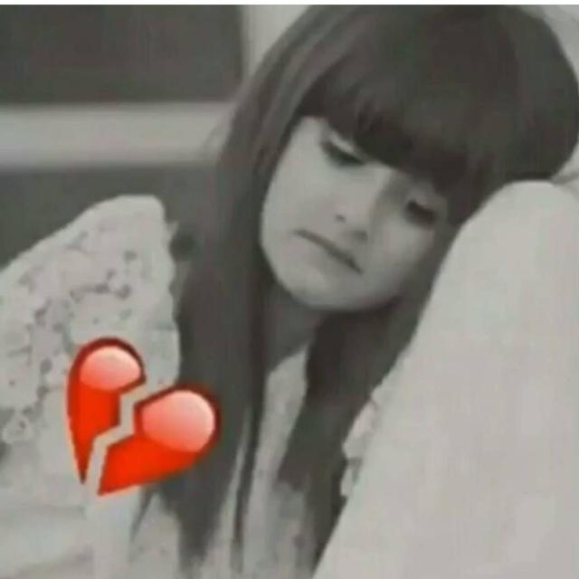بين رمال المقابر لي فقيد احرق قلبي رحيله💔

الله يرحمــــك 
#هواجيس_عذب_للدعم
#قروب_سلطان_للاضافات
#قروب_صدفه_تعارفنا
#قروب_المحبه_للدعم