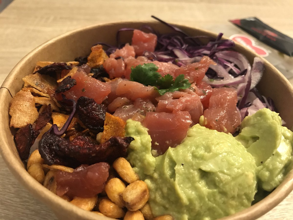 ValentinHochet's tweet photo. Jamais trop tard pour un @TooGoodToGo_Fr 😜

Un bowl chez #Fuumi : 4€ https://t.co/87lzXSYa5d