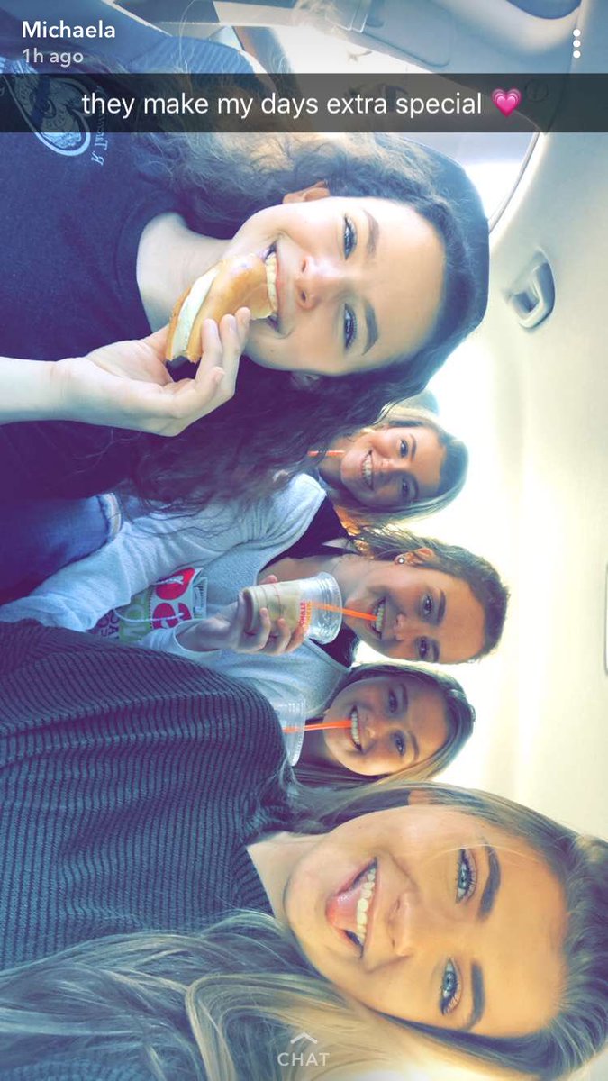 sarahhmcc_'s tweet photo. happy 18th michs !!!!! love you forever &amp; ever with all of my heart 💛💛 https://t.co/f7NZpJuOJn