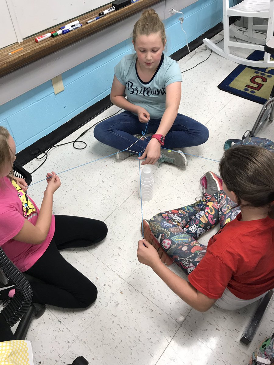 Mrs_Jeffries3's tweet photo. Student lighthouse team building! #lufflions https://t.co/jnK2Gy0Y2y