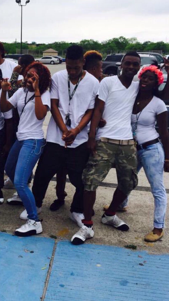 1brittneychanel's tweet photo. free my Vonnybaby ๐ my brother comin home just wait . #FREELV https://t.co/SNUceGkavv