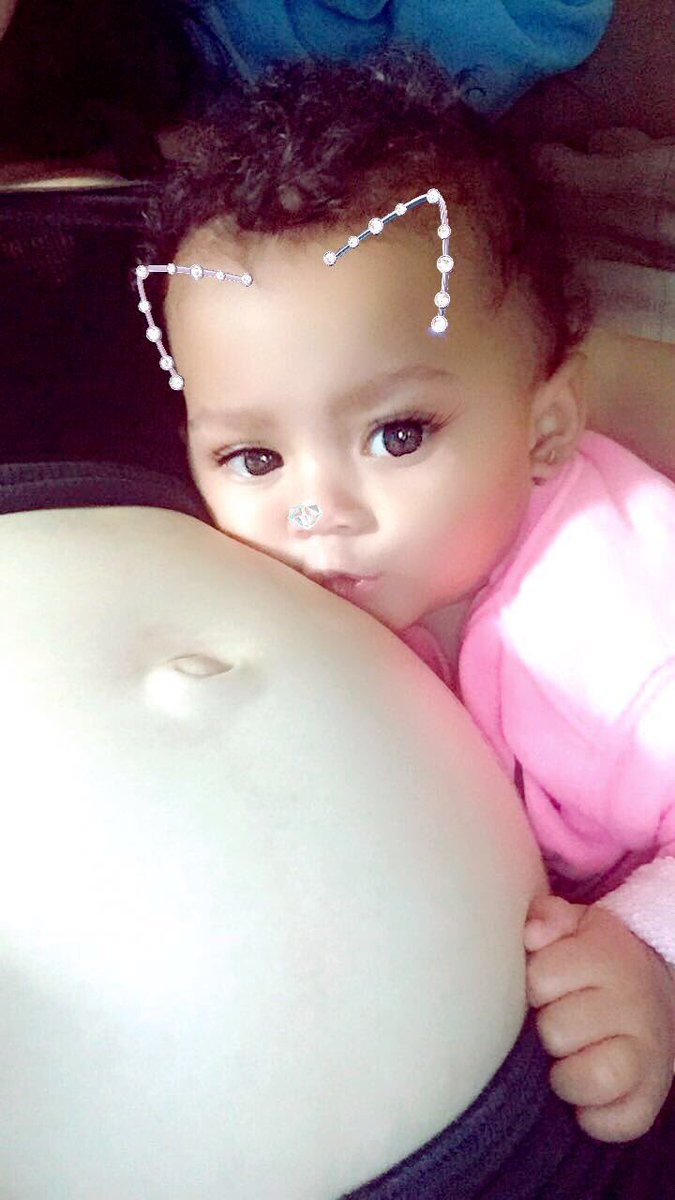 Da_boss_95's tweet photo. Because I haven’t been on here in awhile and my baby is getting big and we got another on the way 💜👨‍👩‍👧‍👧 https://t.co/O3EKnC65YZ