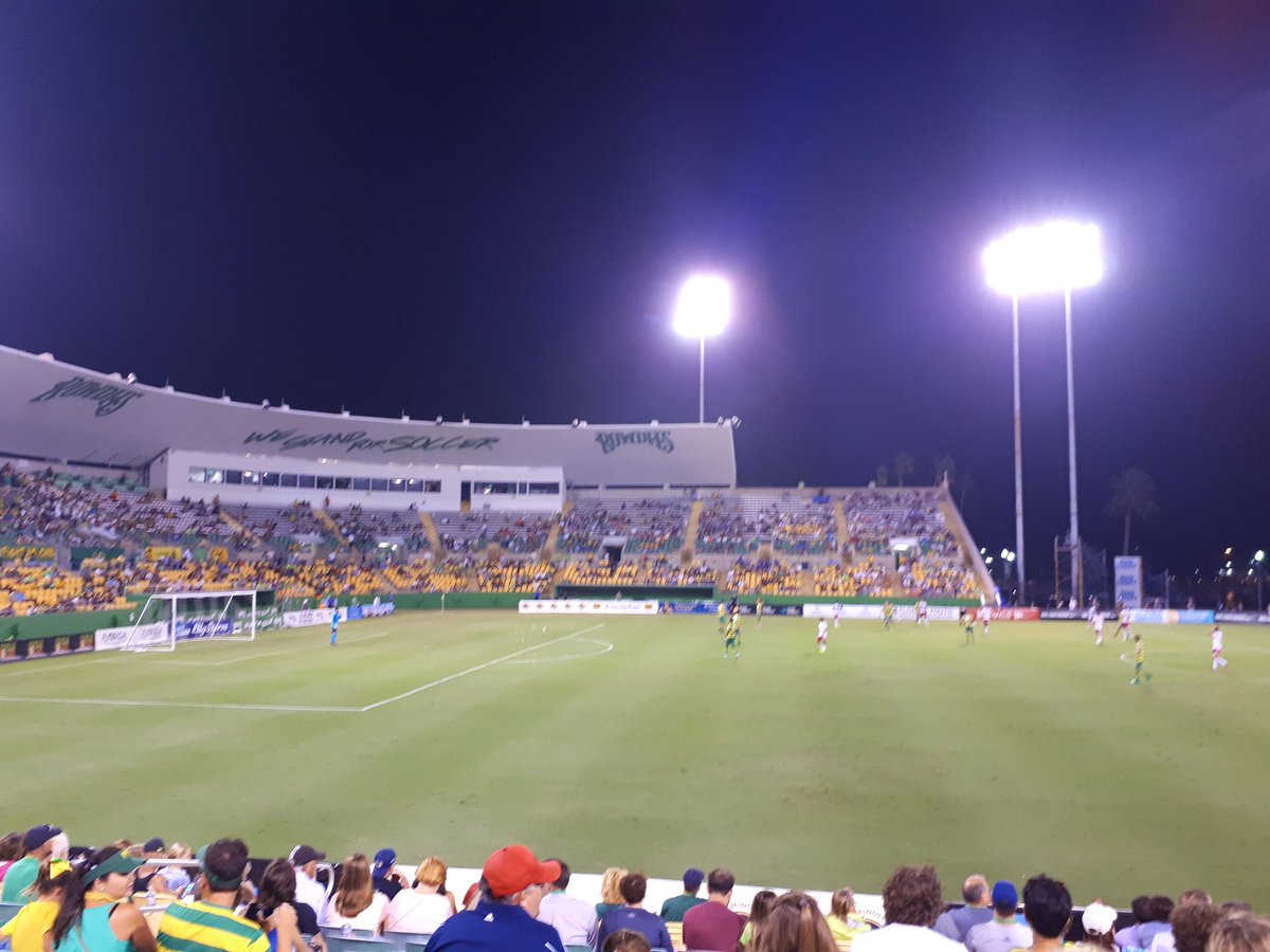 Good to watch @TampaBayRowdies & #TeamBeswicks #MartinPaterson secure their place in the #USLPlayoffs tonight  with @gmellor94
