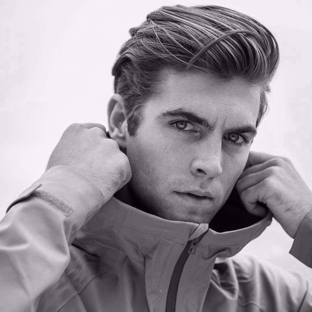 O2DPRTJ's tweet image. ㅤ  ⋅ depαrtments of jυѕtιce › ѕнιeld
ㅤ      thorsten brückner, engιneer 
ㅤ   ㅤ     ˹ welcome to work ˼