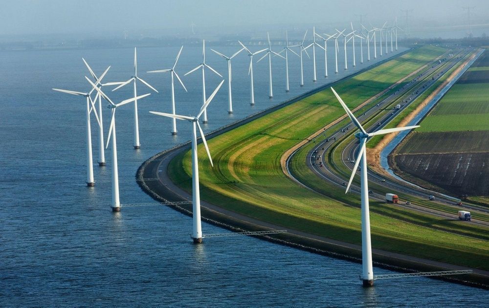 MikeHudema's tweet photo. As Trump tweets, Denmark, the world’s biggest wind turbine maker waves goodbye to oil industry: https://t.co/YxgZ795M8s
#NoKXL #renewables https://t.co/xjHD0RiY4F