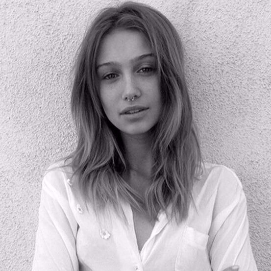 O2DPRTJ's tweet image. ㅤ       ⋅ depαrtments of jυѕtιce › fbι
  αnnelιse holtt reddιngton, crιmιnαl expert
ㅤ   ㅤ        ˹ welcome to work ˼