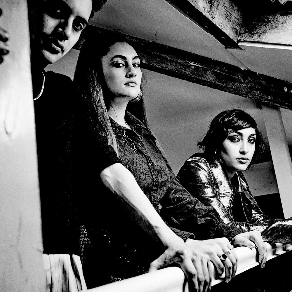 Libelmusic's tweet photo. Interview with Kitty, Daisy &amp; Lewis https://t.co/k1QfAOyZz2 @KDandL https://t.co/rscshPds8y