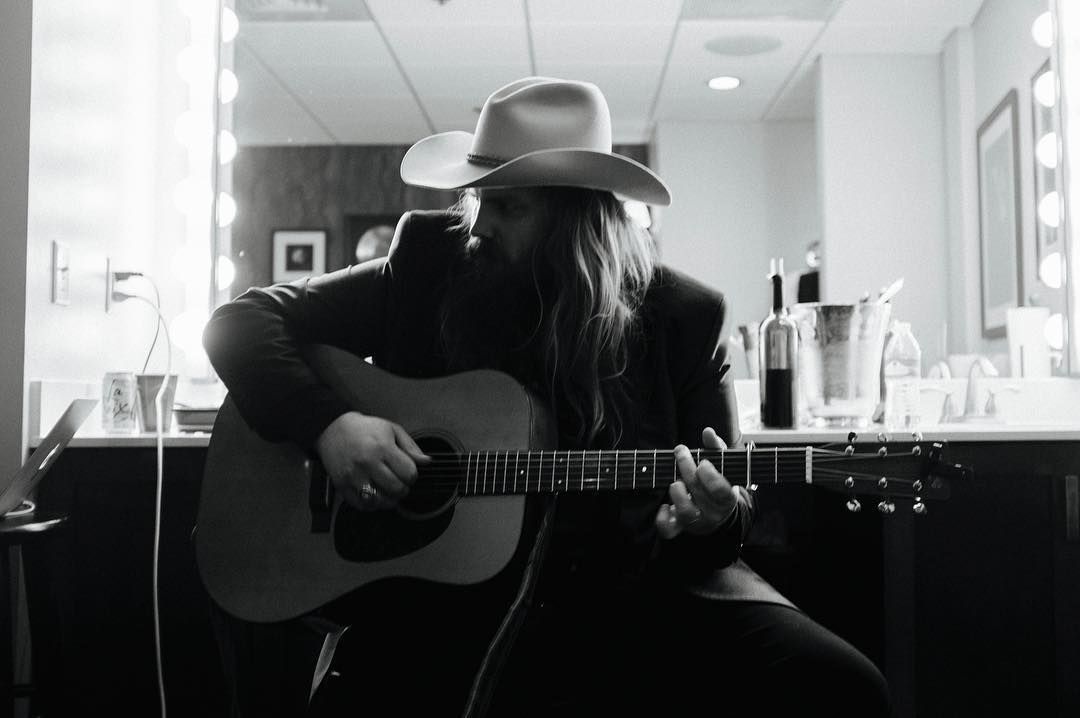 MCA_Universal's tweet photo. Backstage moments with @ChrisStapleton. https://t.co/UK4Japk6H9