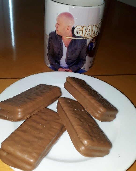 CFOGianMarcoPe's tweet photo. Alguien desea cafecito y chocolatito 😂😂
@gianmarcomusica
#Gianilover https://t.co/2ox4QCMEnO