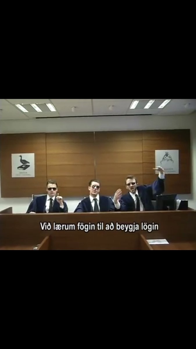 Friðrik Árni Hirst (lengst til hægri) kennir mér aðferðarfræði. Hefur ekki tekið þennan vinkil lögfræðinnar fyrir ennþá - bíð spenntur