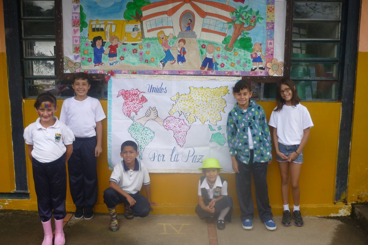EscTononoNER139's tweet photo. #FiestaPedagogicaTononóNER139 Regreso a clases en paz y alegria, Fiesta Pedagógica @clifpsc @ZonaEducTachira @ner139 @subdireccion139 https://t.co/rlA7A2xZv2
