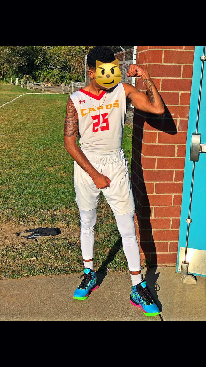 nolimitkenny5's tweet photo. No smoke No Smoke 💨 .... Year 1 🖋✅🏀 https://t.co/qO5xHGrP9r