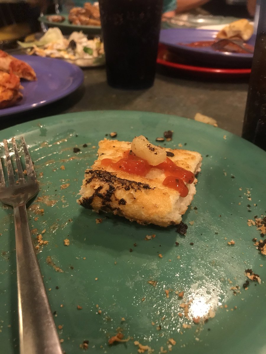AshlynLippert's tweet photo. @GordonRamsay what do u think of my dish😊😊 https://t.co/lyKONl2AxV