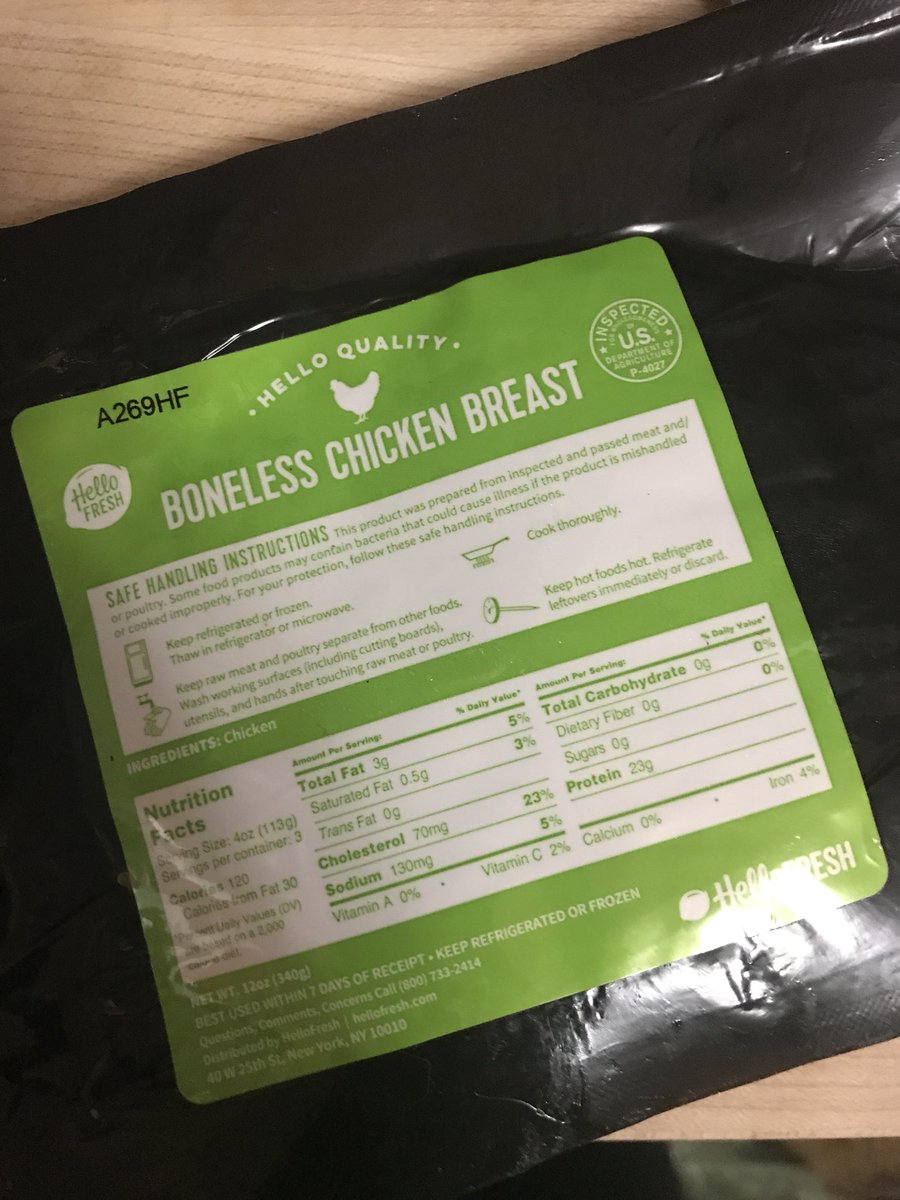 HiraethMedia's tweet photo. Heads up #hellofresh subscribers in #NYC! The boneless chicken breast delivered to us was no bueno🤢. Check packaging and never eat slimy 🐓! https://t.co/y9KfuRdjzK