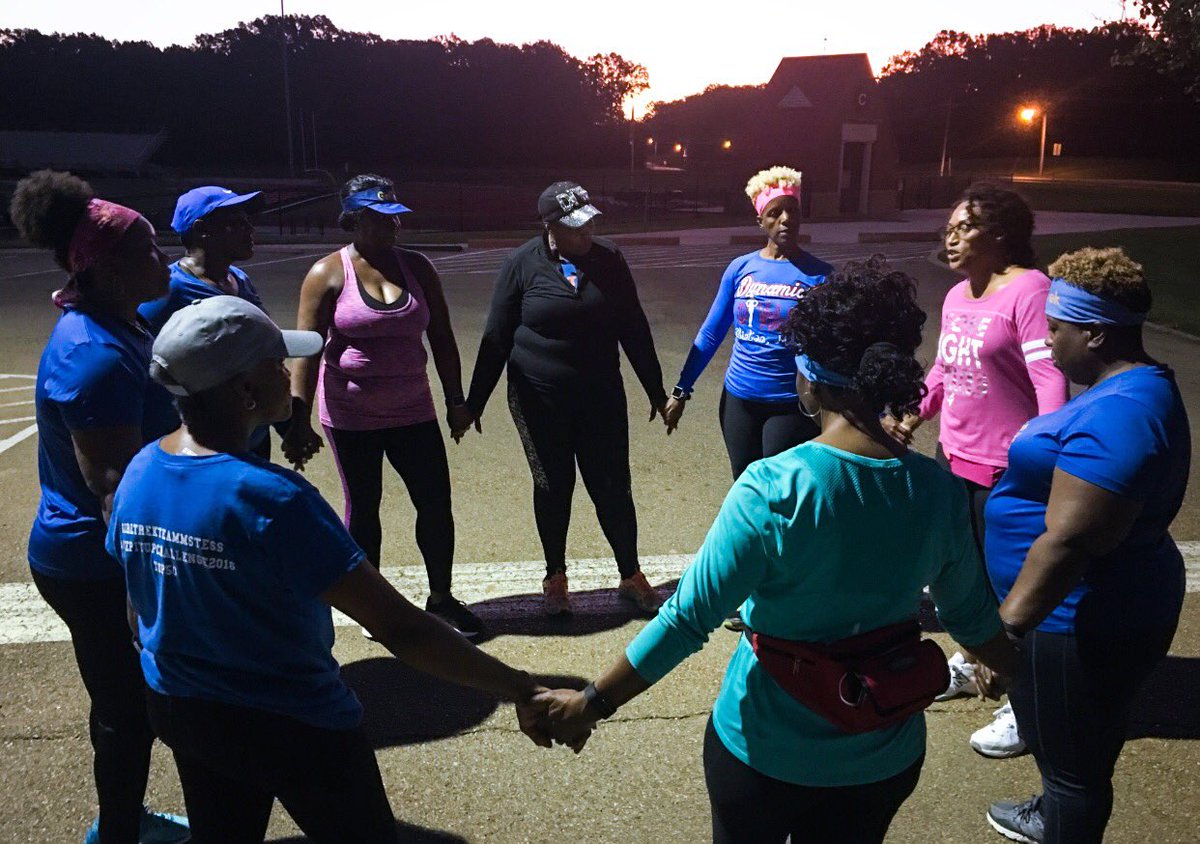 RenettaTaylor's tweet photo. There is POWER in PRAYER!  PRAYER WORKS🙌 #GirlTrek #PrayerTrek #FruitsoftheSpirit #FannieLouHamer #DynamicDivasClintonMS #Day4 https://t.co/3dWTF6jPAs