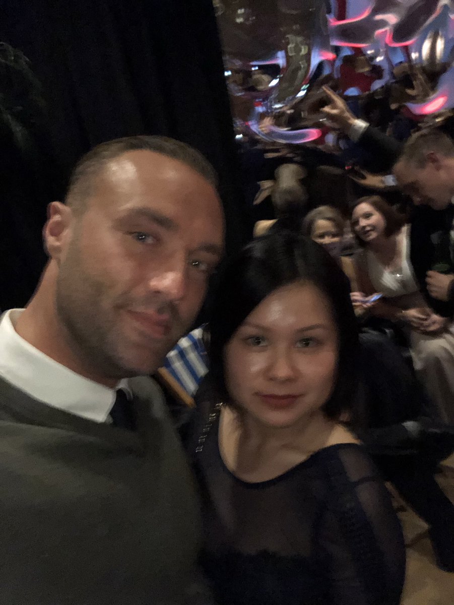 ttmLE's tweet photo. Celebrating with celebrities 😍☺️ #missingafewtho #tps25 #birthday @TPSPeople @ThePerfumeShop https://t.co/xAVsfTJEtN