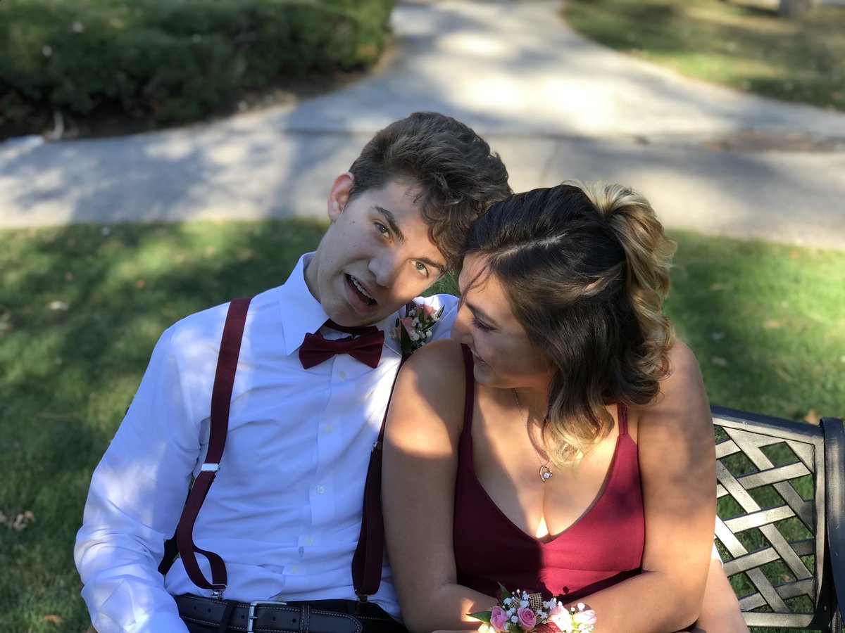 perfectly_laney's tweet photo. thank you for being my very best friend, you mean the world to me😍 https://t.co/vCbH55DaQG