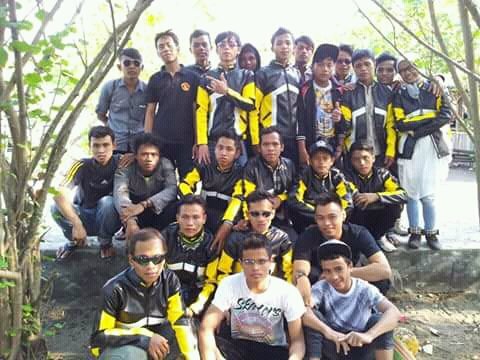 Raditz_Bumiayu's tweet photo. @rdi971 @Didin_Bagito @dailoplop Klo aq momen saat2 Reoni Alumni SMP main dan belajar bersama teman2 & pacar juga wktu dlu.. hehe clk @Nheyra_Atni #SBDSHOW https://t.co/YTsVCq5Jic