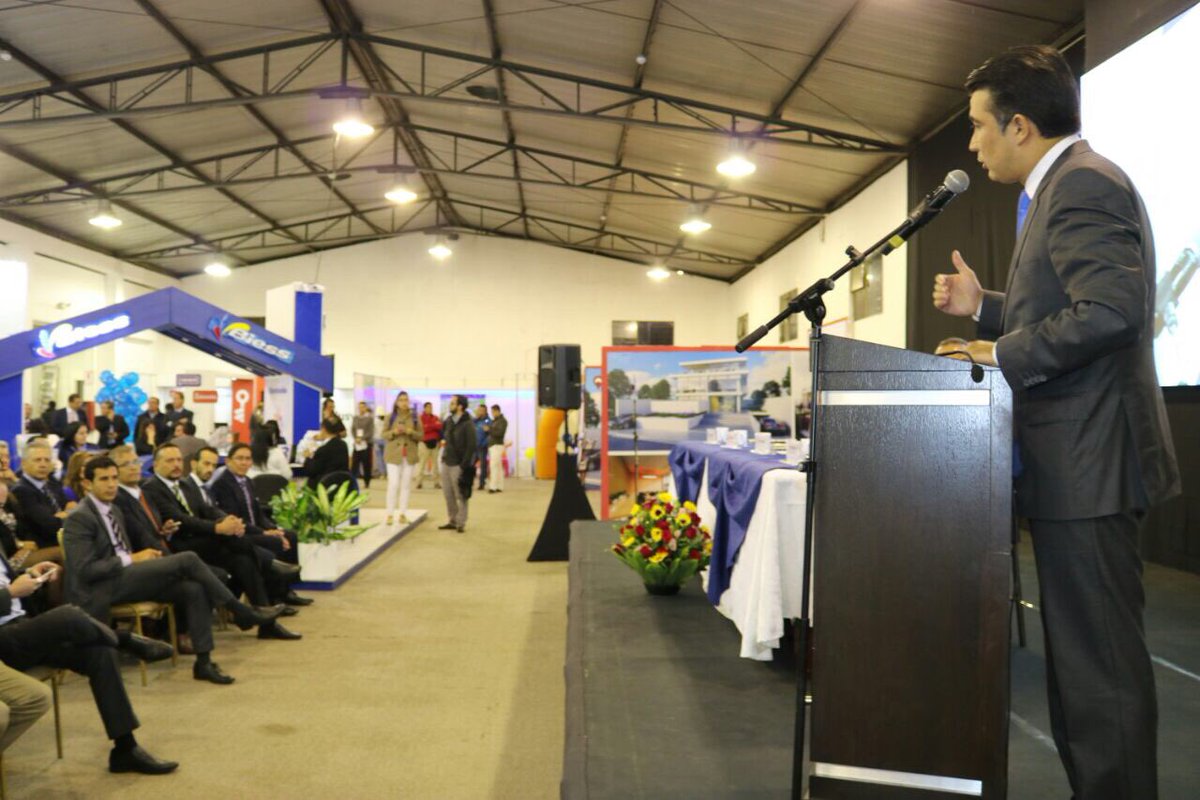 WilsonMayorgaB's tweet photo. ...es traer nuevos y mejores días para nuestra gente, porque nos interesa fomentar el desarrollo productivo y social del país. #FeriaBiess https://t.co/nPNIvvn7Ta