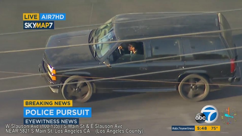 ABC7's tweet photo. #LIVE: #Chase suspect weaving in and out of traffic on W. Slauson https://t.co/qn2PsyOOI0 https://t.co/Rsxw5uNjTO