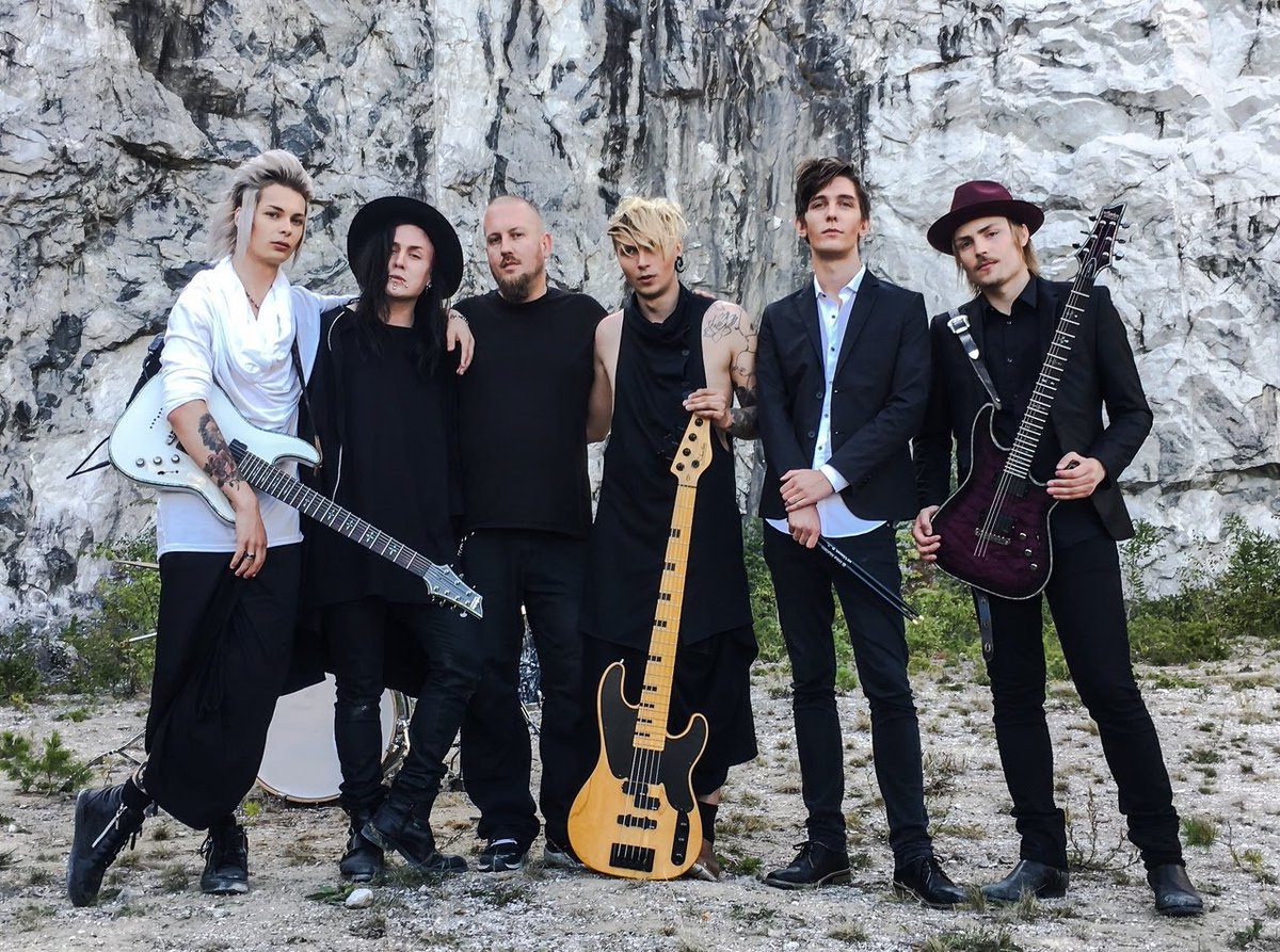 monisia_de's tweet image. VOTE for @KerberaOfficial soundsofsuburbia.blogspot.de/2017/07/die-so… Have fun voting -on Sunday will be result #Facebook @SoundsSuburbia 😘