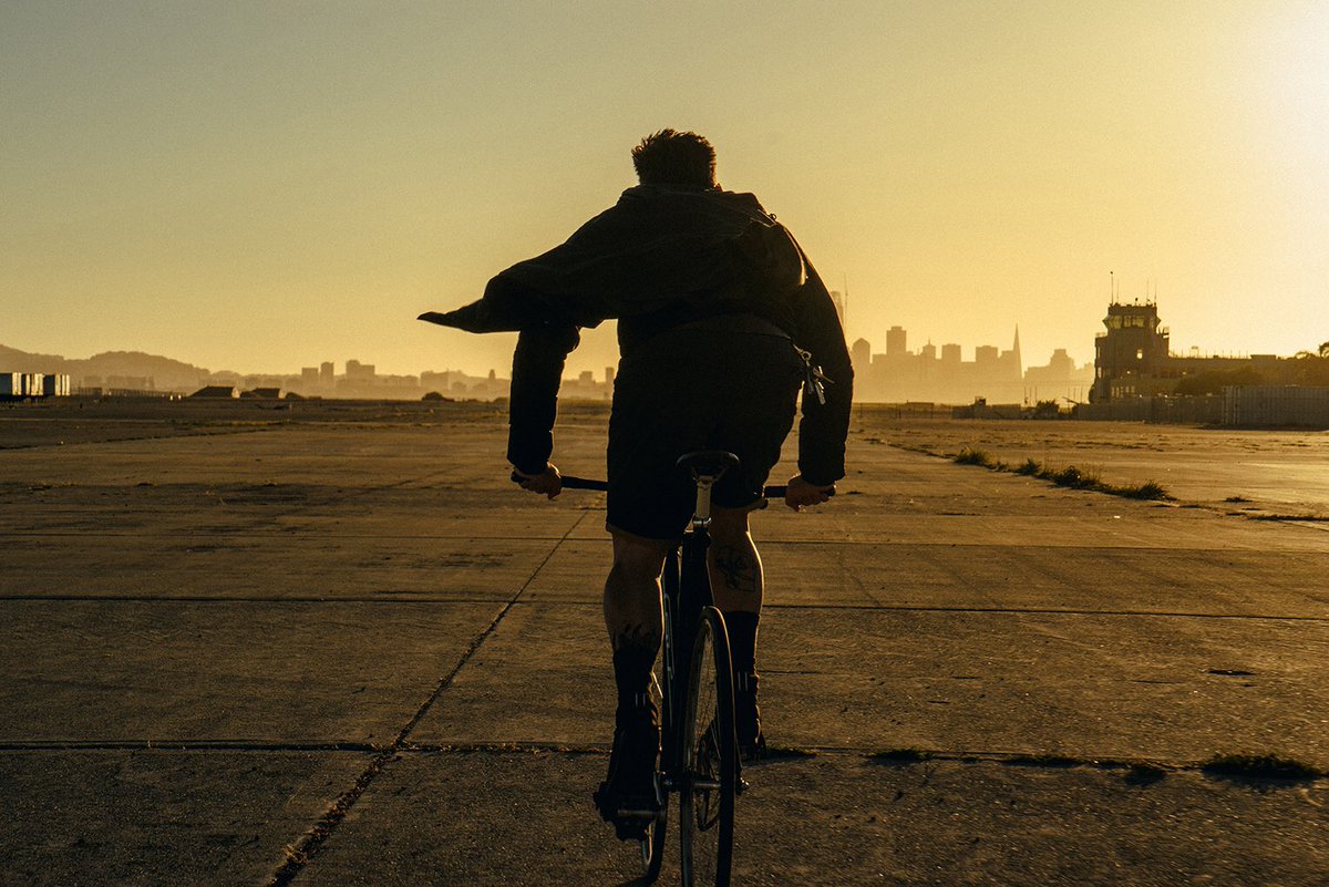 City_Grounds's tweet photo. Weather is weird in Fall, but no worries @Chrome_Ind has you covered on or off the bike! 

Learn more: https://t.co/1iPQ5zKWIU https://t.co/8oeKtGb733