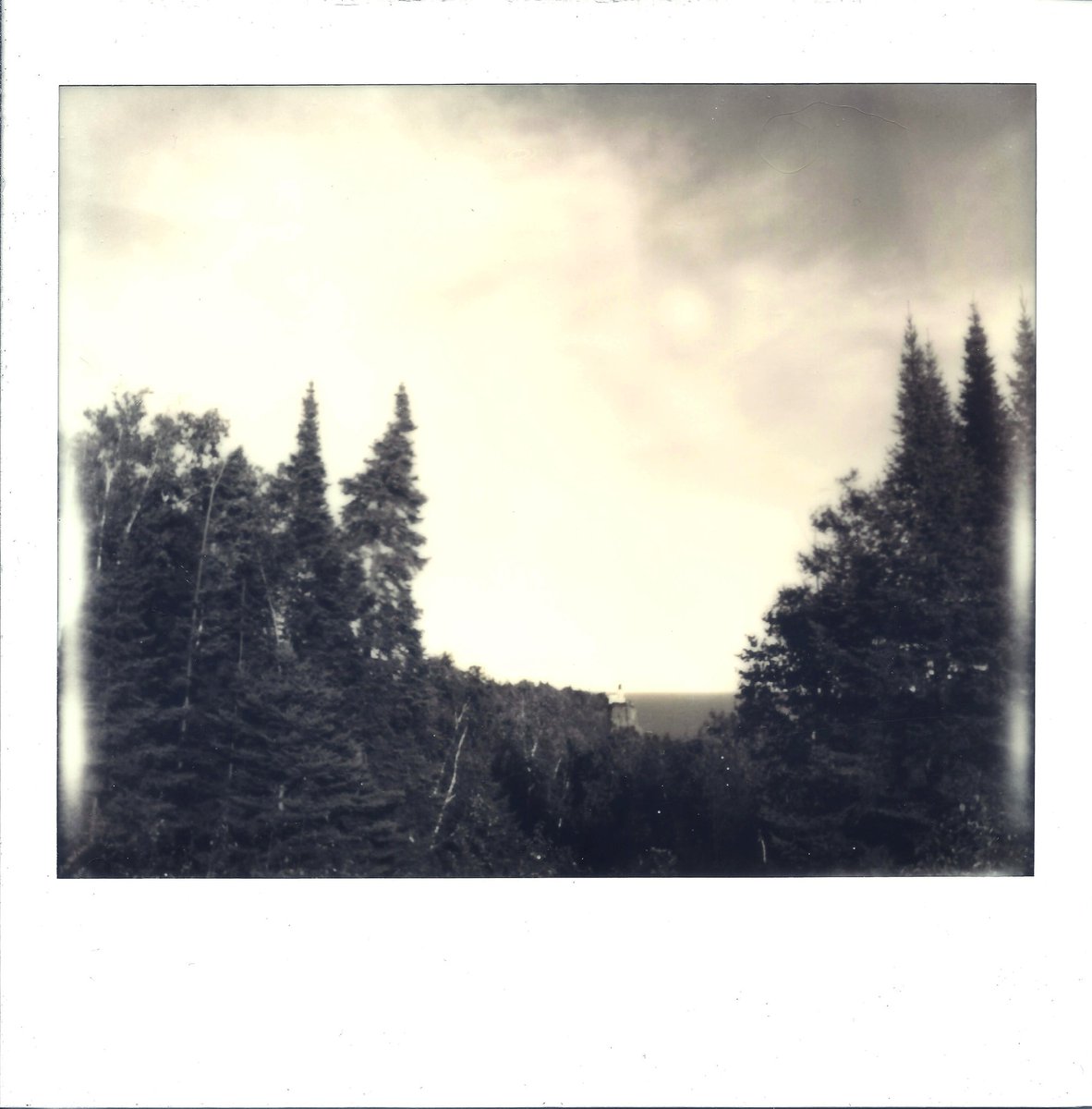 IamCFOOT's tweet image. Split Rock with @polaroidorignls #SPECTRA #Createoriginal