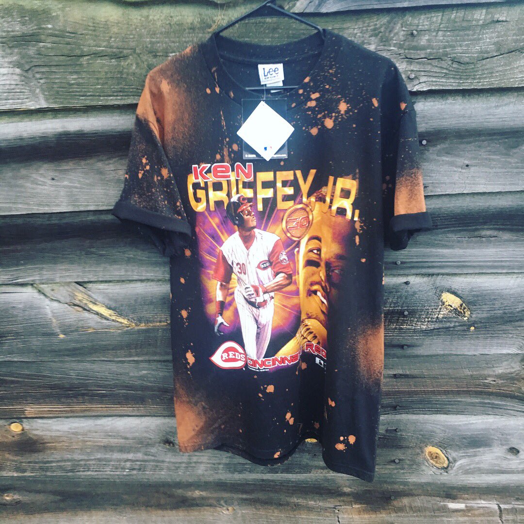 mustachesunset's tweet photo. Have you checked out the newest additions to the #MustacheSunset shop?! https://t.co/XxVeSb3reR