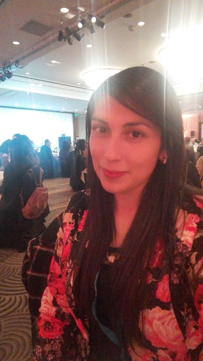 kithykithy's tweet photo. #edutecno gran cena clientes https://t.co/z21UFvDH6d
