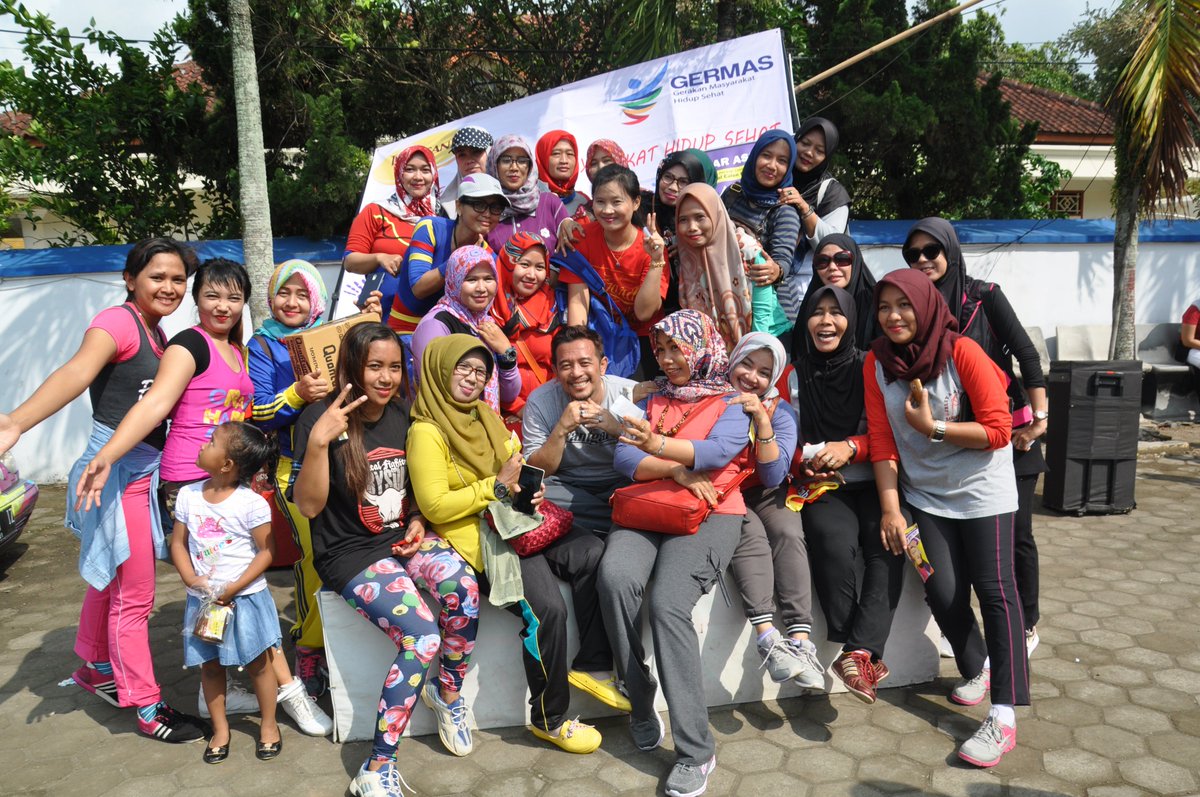 Fans ibu ibu banyak banget semoga jadi modal untuk menuju Ciamis 1