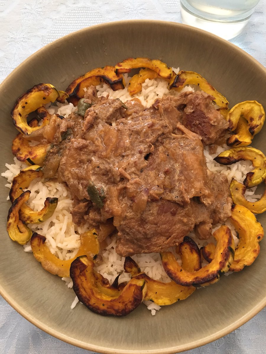 MariaGiuliaLazz's tweet photo. @foodwishes Hubby made cider braised pork with delicata squash provided by @HmtwnHrvst https://t.co/FNQXvM5jhR