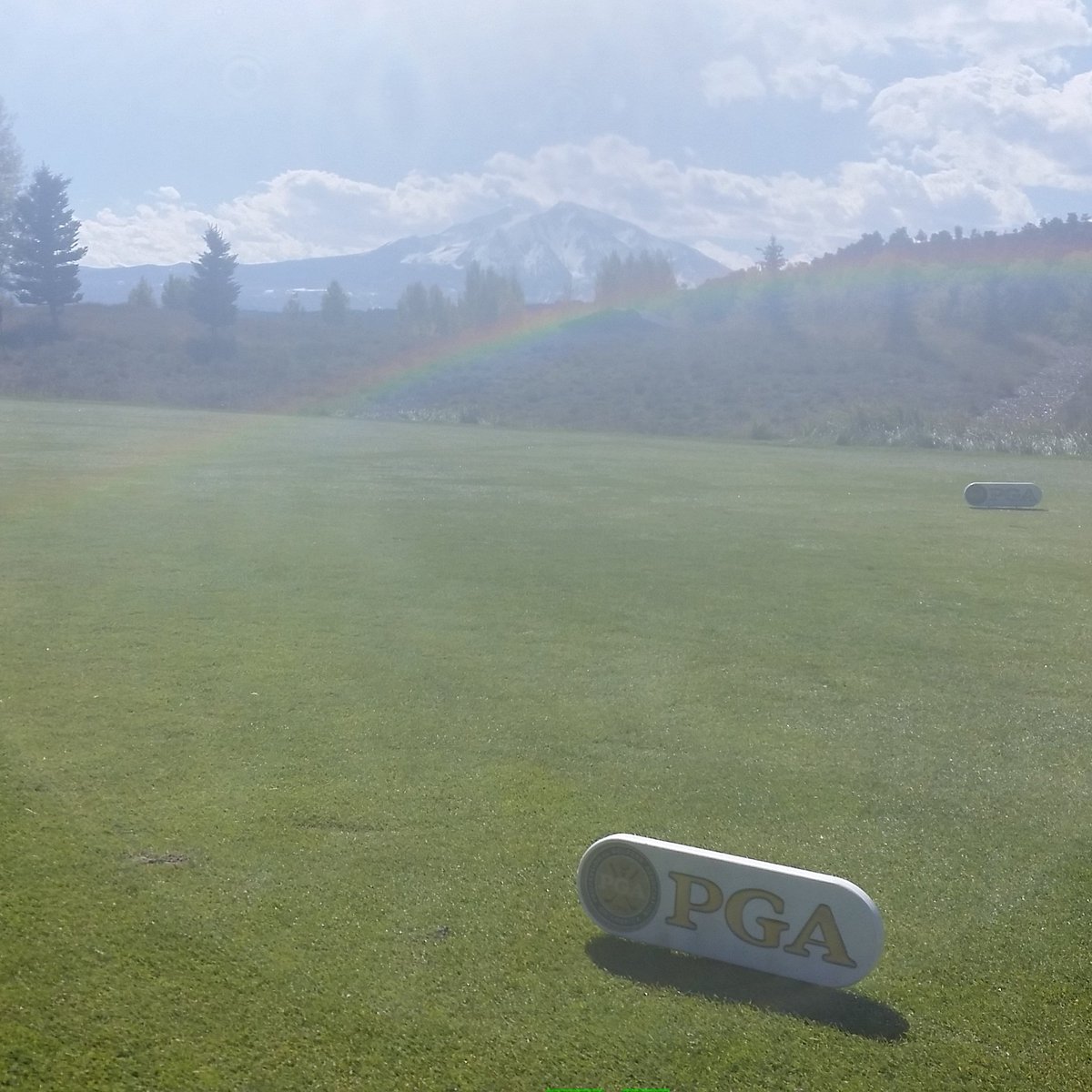 AspenGlenClub's tweet photo. Thank you, Colorado PGA West Chapter for coming to Aspen Glen #coloradopga #aspenglengolf #clubCorp #aspenglenclub #pga https://t.co/DYCe278Y9w