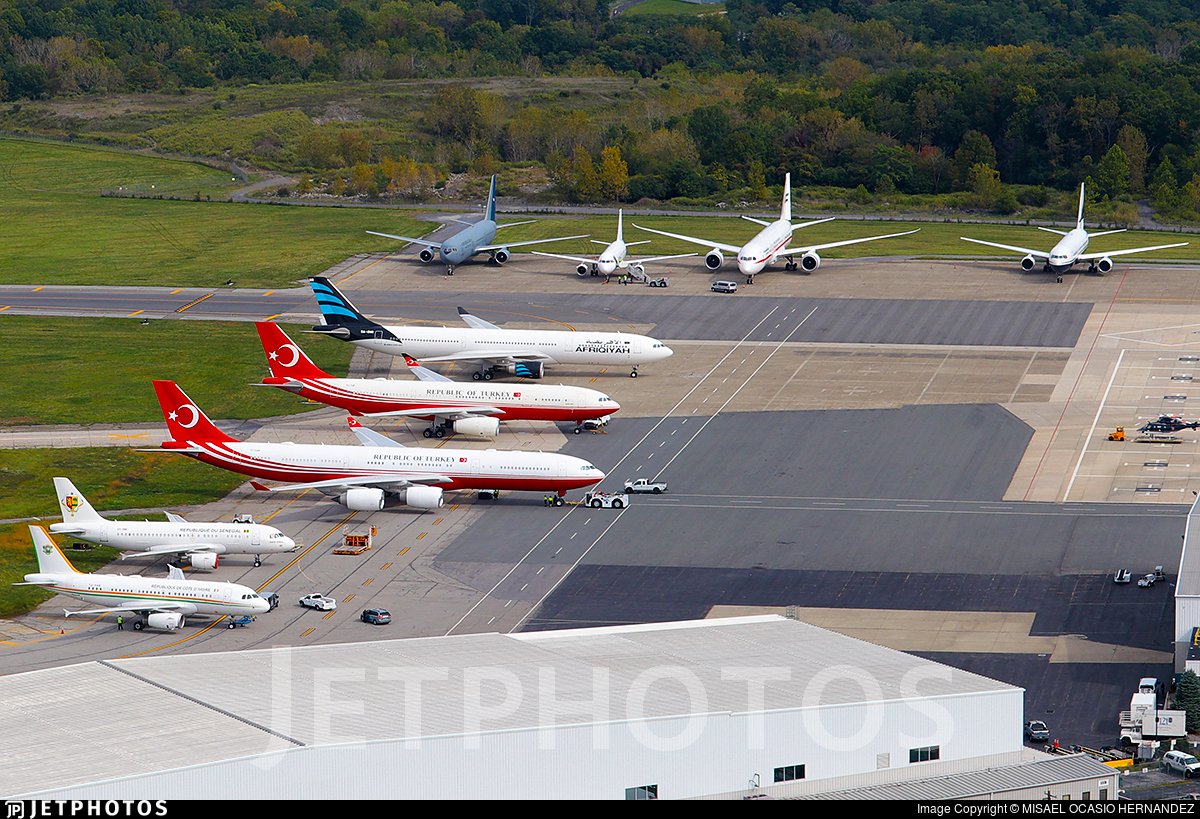 JetPhotos's tweet image. Stewart Airport in Newburgh providing parking space for #UNWeek. jetphotos.com/photo/8715883 © Misael Ocasio Hernandez