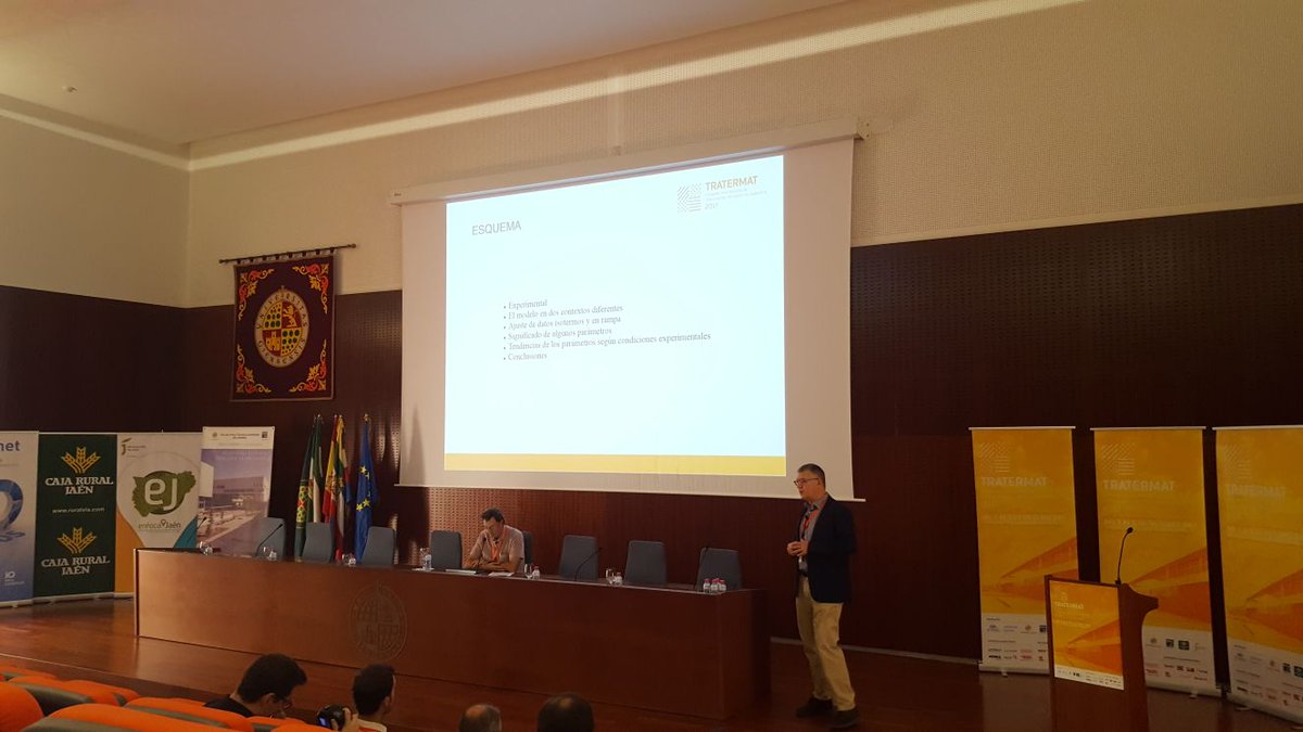 tratermat2017's tweet photo. Ramón Artiaga, de la @UDC_gal, da comienzo a una nueva jornada de #tratermat2017 para tratar la cristalización de polímeros desde el fundido https://t.co/2jZRREmS9p