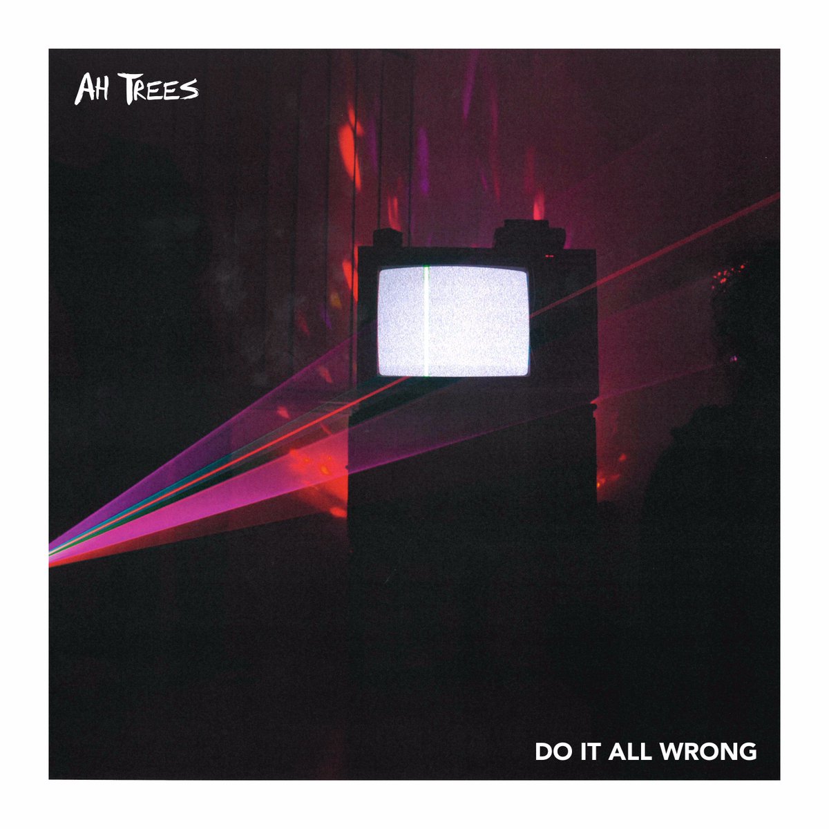 Ah_Trees's tweet photo. Do It All Wrong Ft. @_MoodyBeach IS OUT TODAY !!
listen &amp; download here - https://t.co/y0MOaqbBi0
@triplejunearthd 💚 https://t.co/f6f4THoqGi