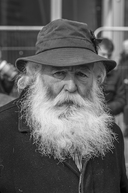 beardmindset's tweet photo. A beard is guaranteed to give a man a blemish free skin by preventing razor rash, acne and ingrown hairs #bearda... https://t.co/vxLgFULpoF