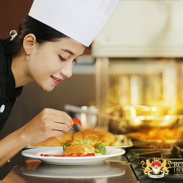Royal Ocean College (@roicollege) on Twitter photo Kenikmatan yang sejati muncul dari pekerjaan yang sepenuh hati...
.
.
.
#labkitchen
#food&beverageproduction
#roicollege
#royaloceancollege Kenikmatan yang sejati muncul dari pekerjaan yang sepenuh hati...
.
.
.
#labkitchen
#food&beverageproduction
#roicollege
#royaloceancollege