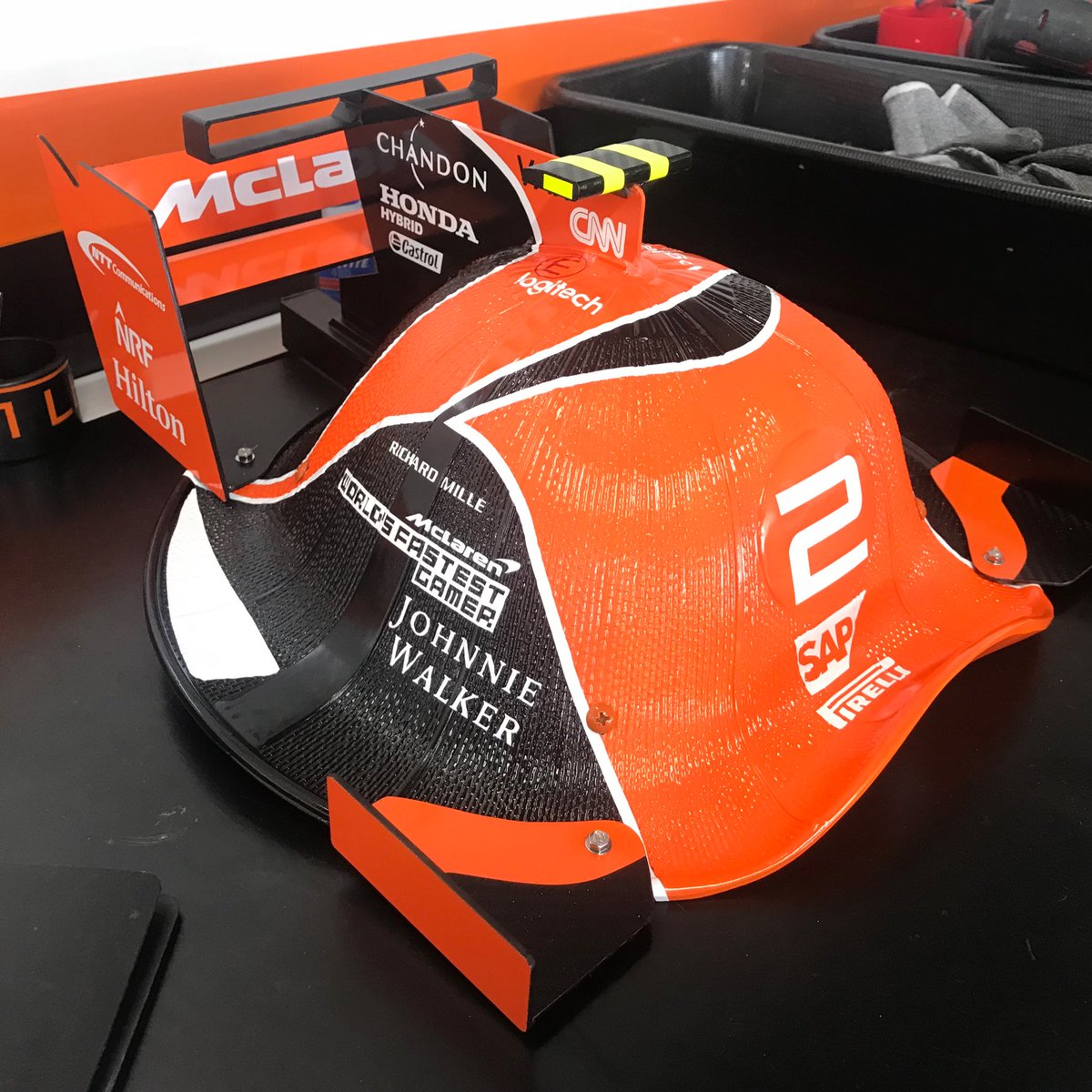 McLarenF1's tweet photo. Japan, you're totally awesome. These are amazing! 👌 #JapaneseGP 🇯🇵 https://t.co/rc70RDRmgQ