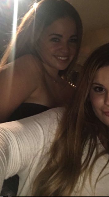 laineypearsonn's tweet photo. Happy birthday lexi! Love u so much❤️ @LexiPylman https://t.co/IiiUNskwwe