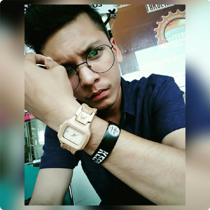 diorivbani's tweet photo. OMG! Kamu harus melihat ini. #BIGOLIVE.  
https://t.co/IFtoDnkyT8 https://t.co/kQM2kwCu3s