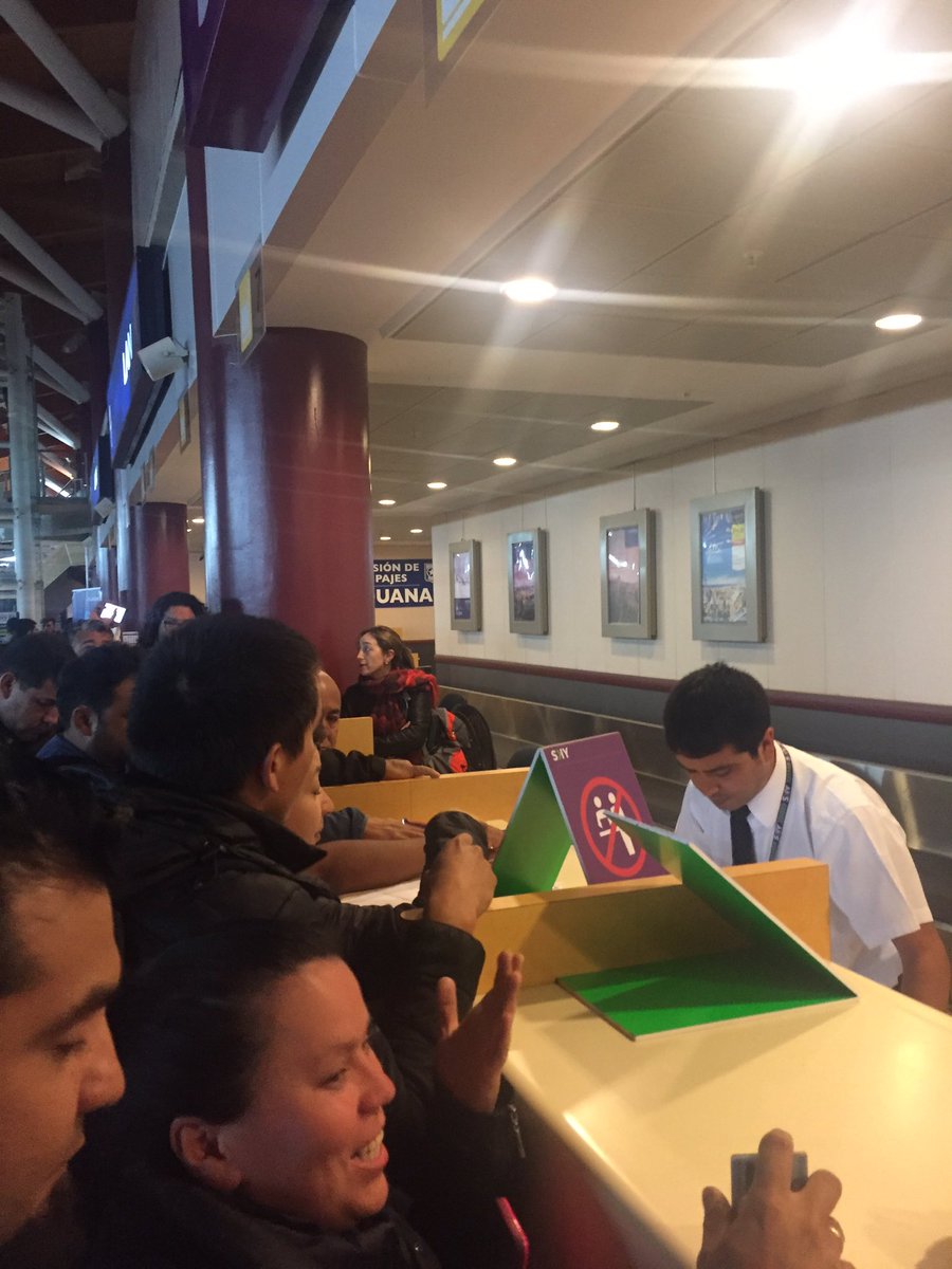 RFAreginaldo's tweet image. Vuelo sky 199 arica Stgo cancelado sin info!!