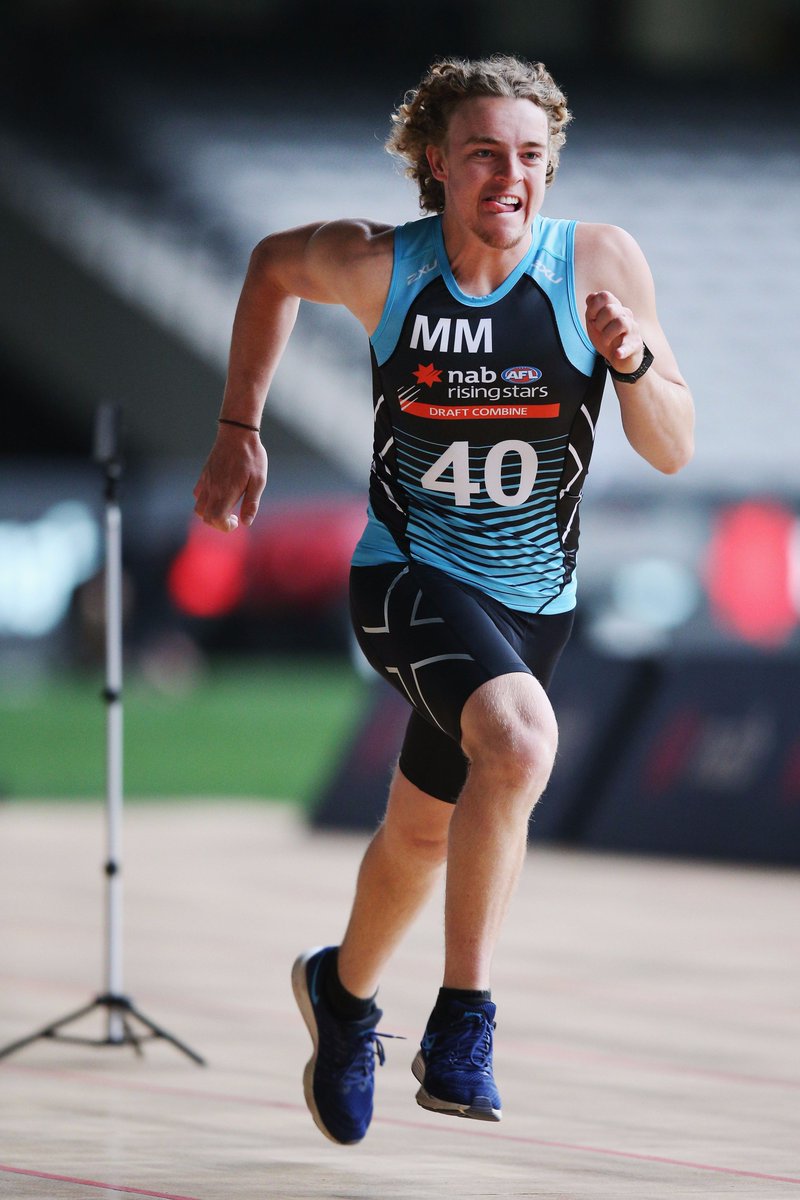 Wagga Wagga's Brendy Myers going all out in the Smartspeed 20m Sprint during testing day at the NAB #AFLDraft Combine 🔥