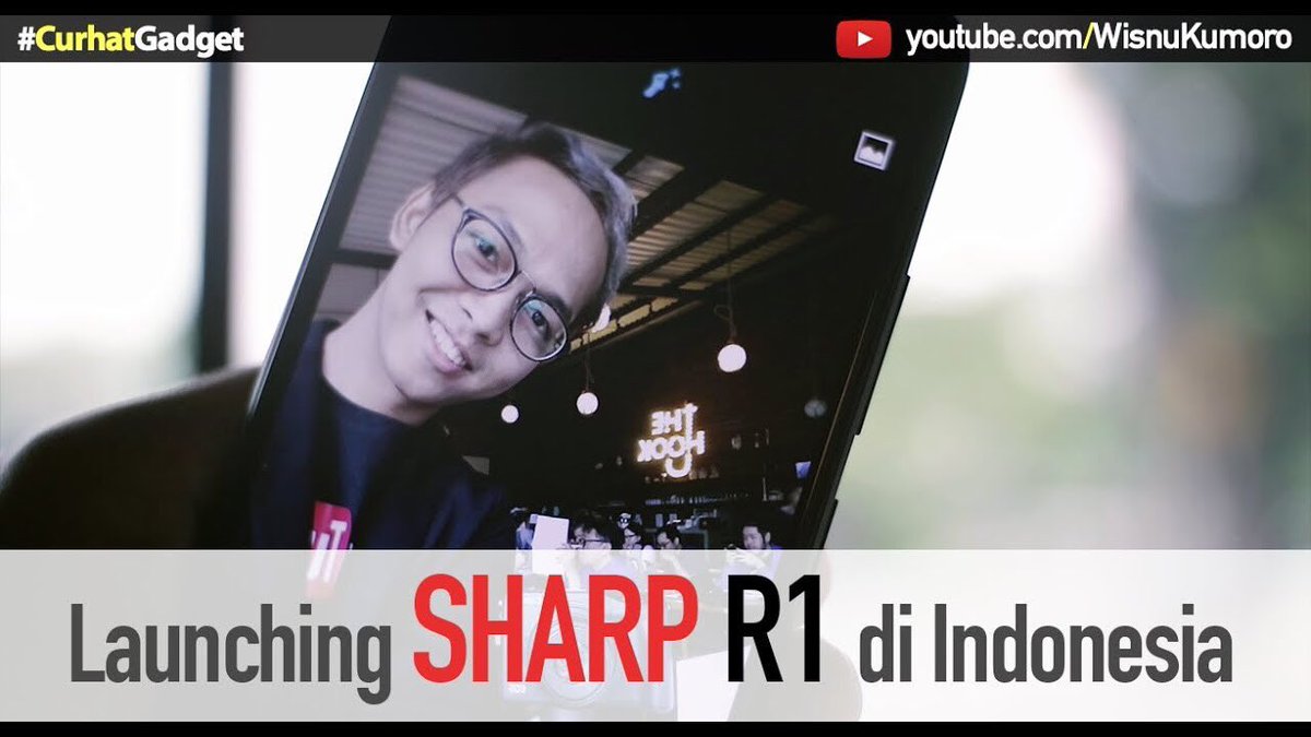 WisnuKumoro's tweet photo. Launching dari @sharpmobile_id SHARP R1! Hape sejutaan yang katanya #DisplayAllDetails. Tonton disini ya:
https://t.co/GdTvPoHseh https://t.co/HxxCJAmFW5