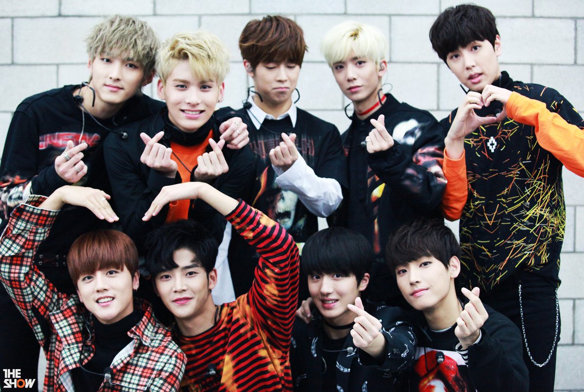 Поп. Игры кей поп групп. Группа ateez 2021. Ive kpop группа. The boys корейская группа.