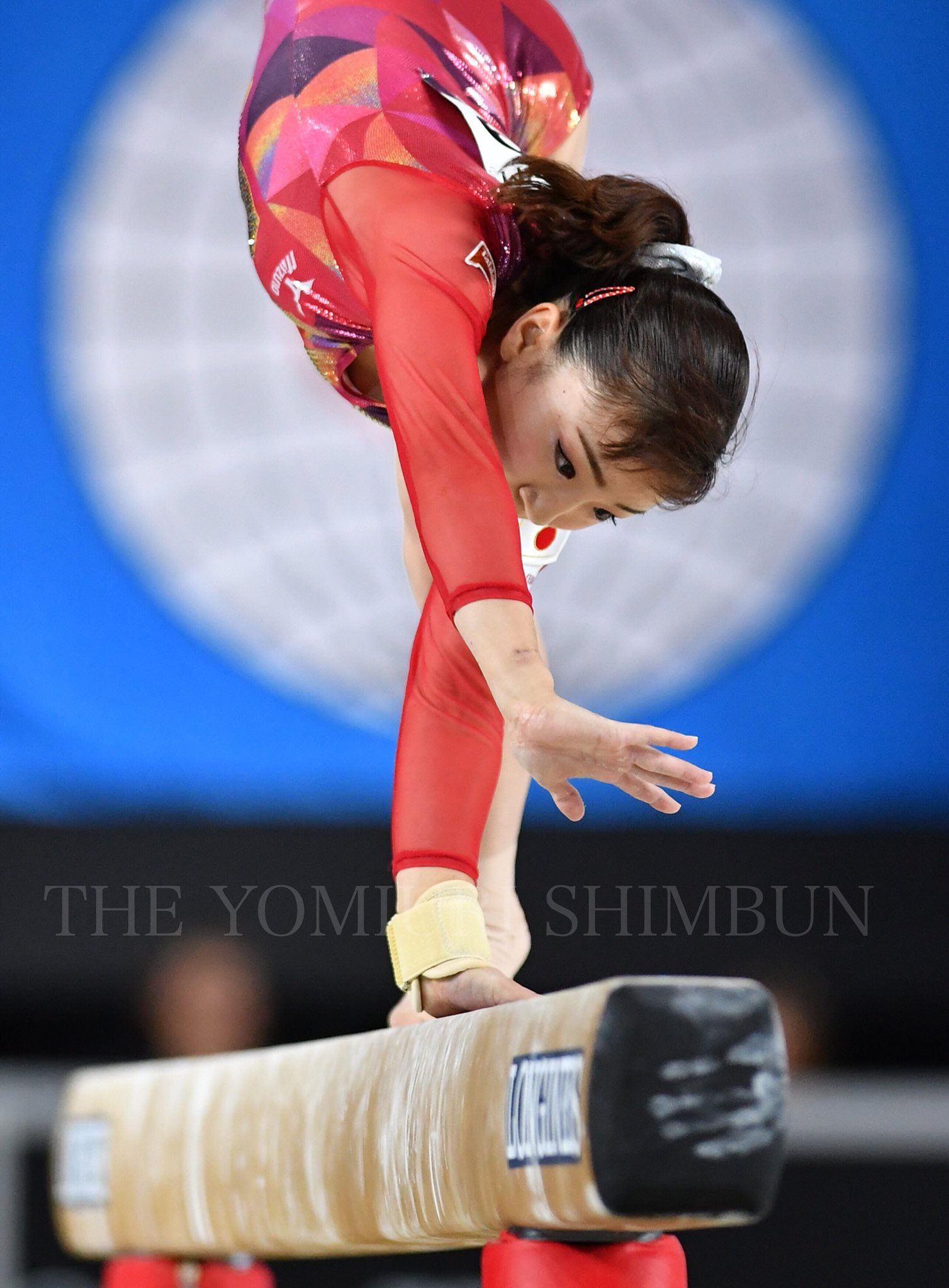 体操　女子　寺本 #体操 ・世界選手権女子予選が先ほど行われ、 #寺本明日香 選手が平均台５位で決勝進出を決めました。女子日本勢は全員が決勝に進出です、おめでとうございます！  (カナダ・モントリオールで、飯島啓太撮影)#MTL2017GYM #世界体操 #Gymnastics ...