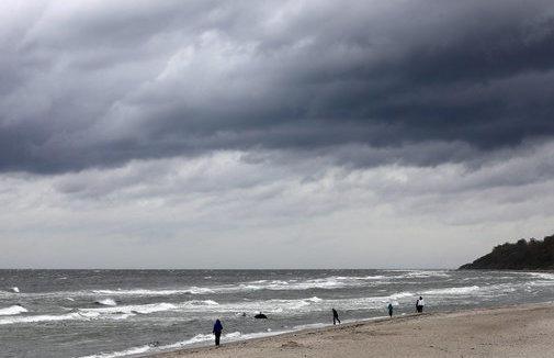 Unwetterwarnung für Schleswig-Holstein ebx.sh/2wzAYwD https://t.co/j8jqQfMzCr