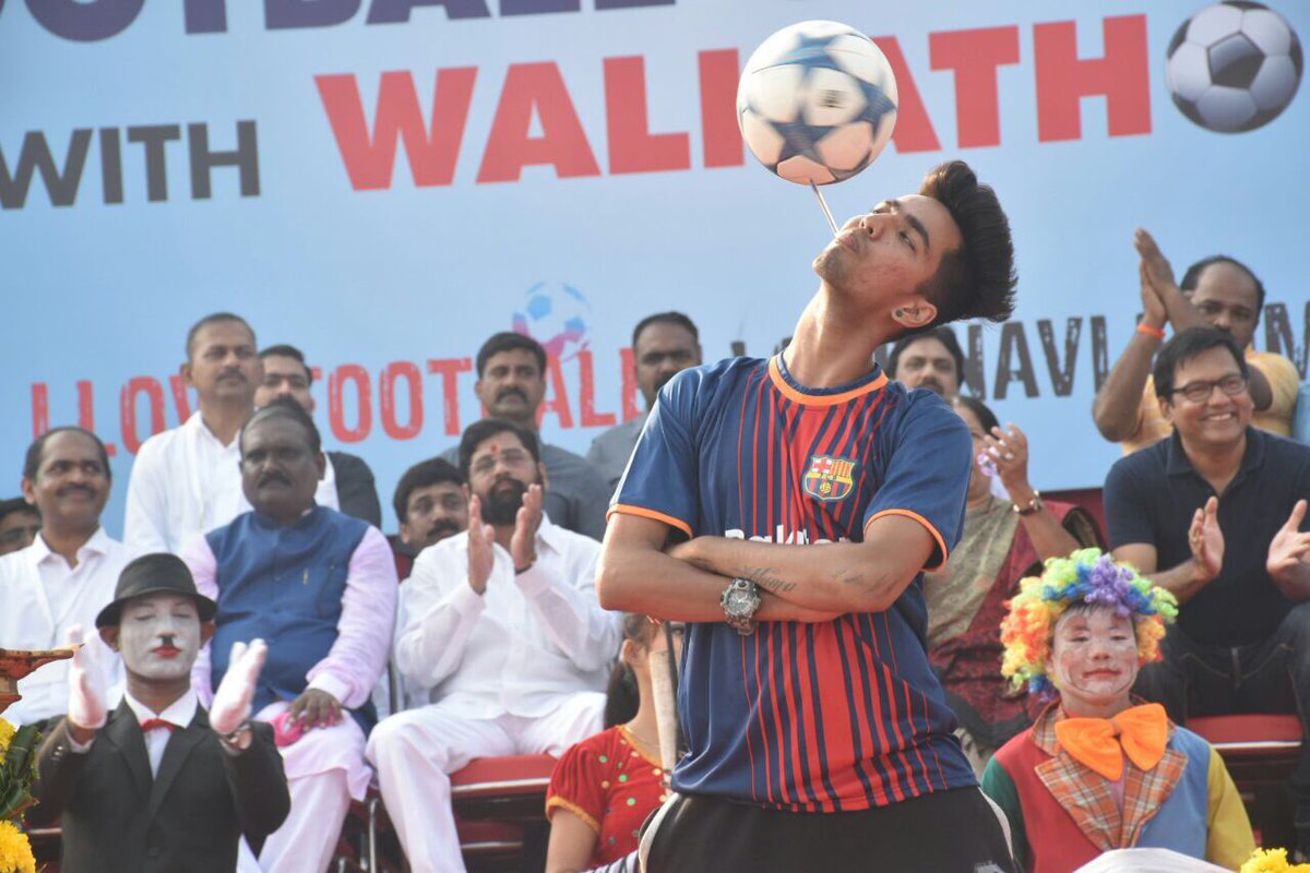 Guardian Min <a href="/mieknathshinde/">Eknath Shinde - एकनाथ शिंदे</a> ji inaugurated football carnival with walkathon as a part of <a href="/FIFAcom/">FIFA</a> U17 WorldCup awareness prog <a href="/AUThackeray/">Aaditya Thackeray</a>
