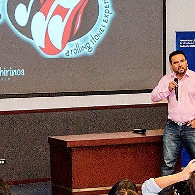 JulioChirinosOf's tweet photo. Tuve la oportunidad de conocer a jóvenes de @UdelPacifico y hablarles sobre #Endomarketing
Gracias #ProgramaREA x la oportunidad
#PaLante https://t.co/2toMTToEKu